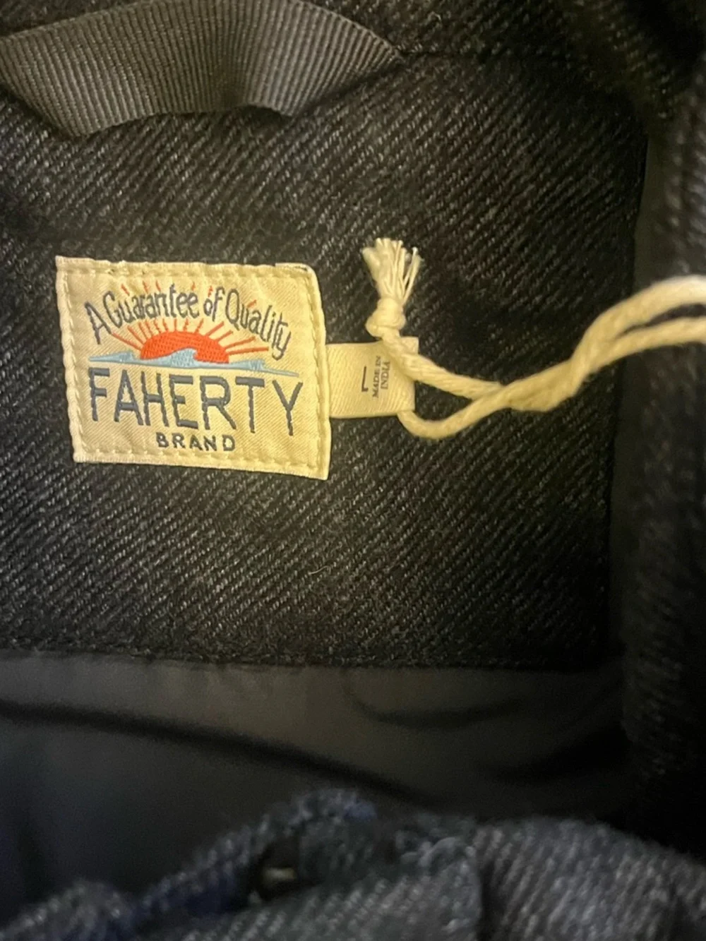Faherty Teton Valley Dark Gray Men’s Quilted Vest Size Large